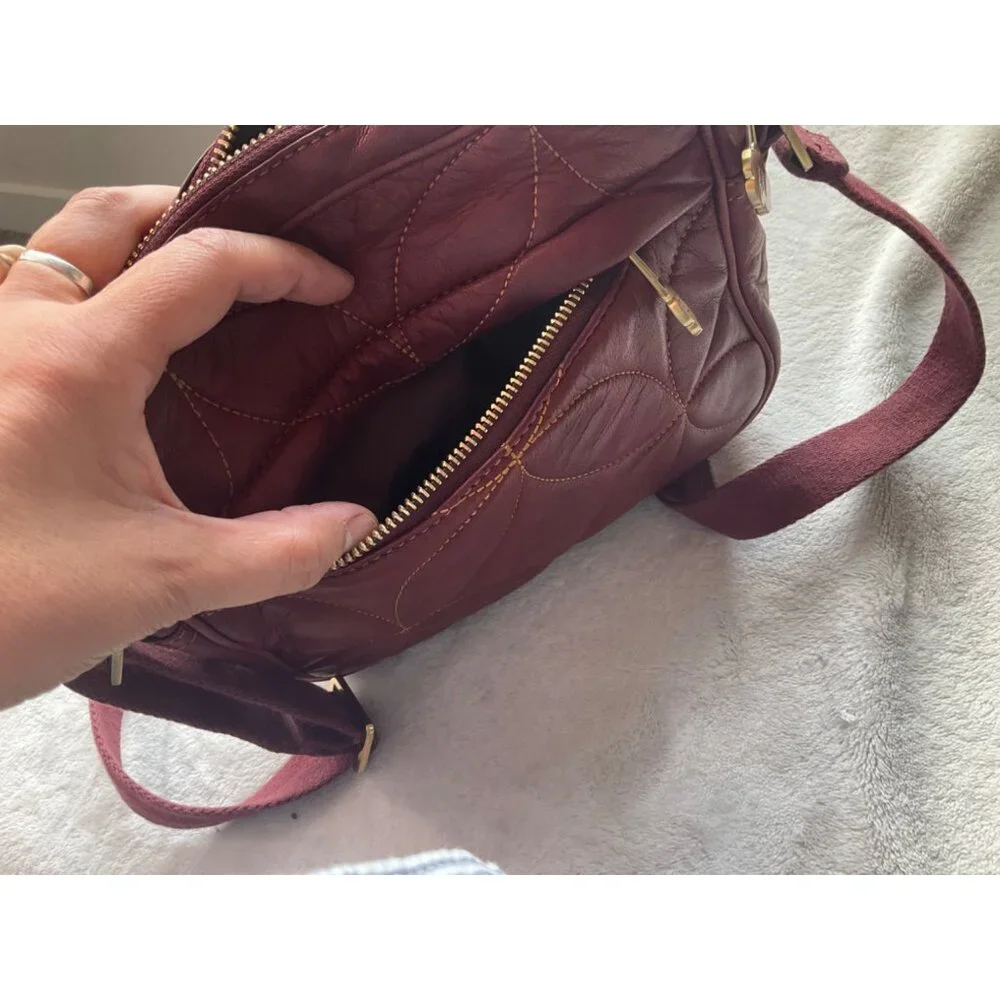 Eric Javits Burgundy Red Quilted Leather Crossbody Bag Gold hardware - Picture 10 of 14